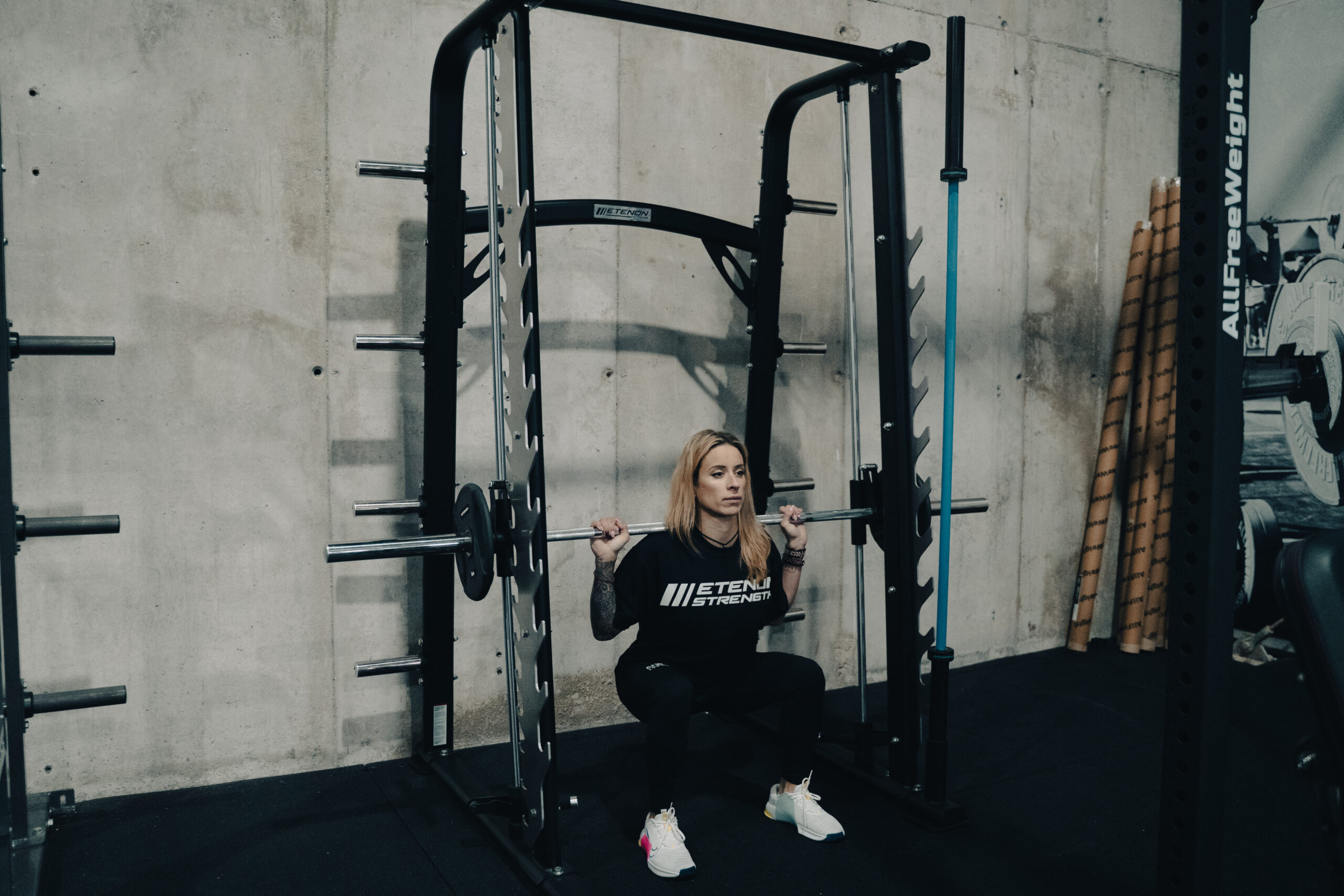 El entrenamiento funcional. Precisión, rendimiento y espacios que inspiran. 1 PC0927 Multipower con rack11 scaled
